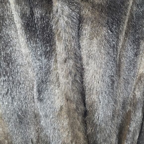 Dennis Basso Rich Chocolate Brown Luxury Faux Fur Winter Coat Size Medium - Picture 7 of 12